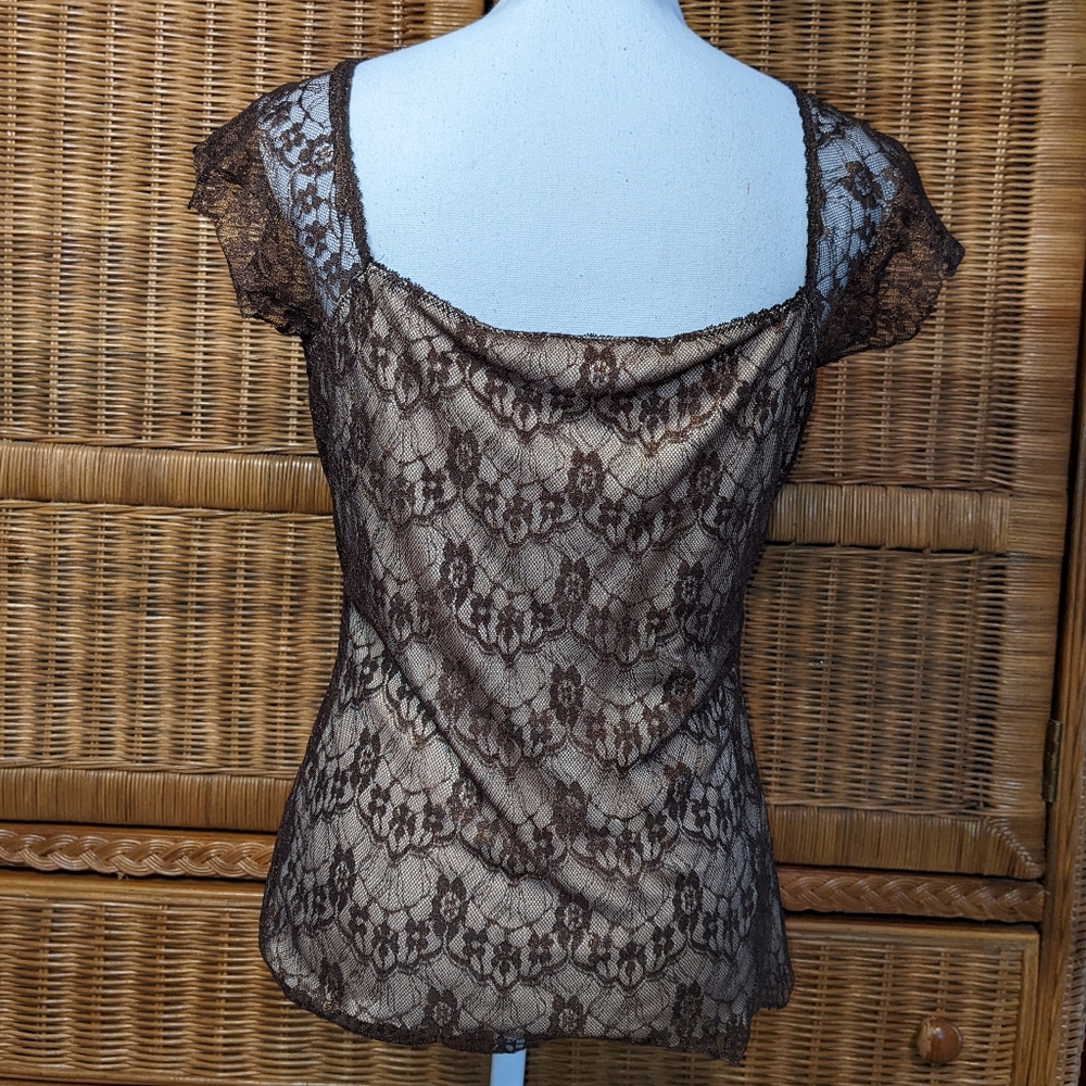 The Limited lace top sheer shoulder MEDIUM - Picture 3 of 4
